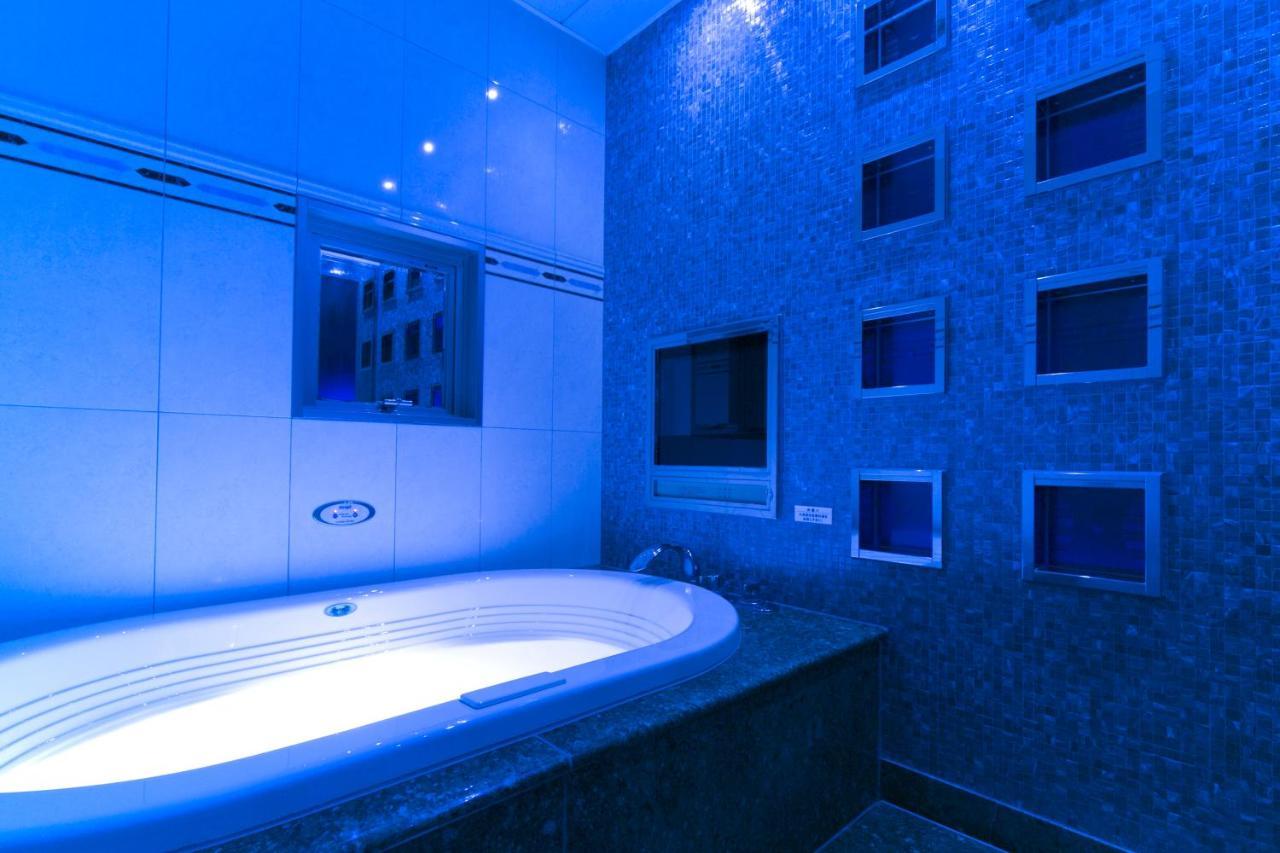 Hotel D-Wave Shinjuku（Adult Only) Tokyo Exterior photo